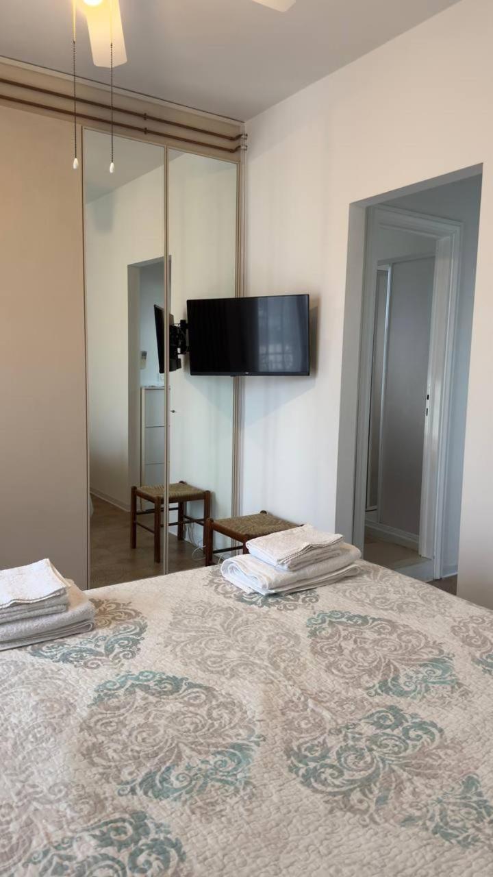 Appartement Casa Dell' Ulivo à Desenzano del Garda Extérieur photo