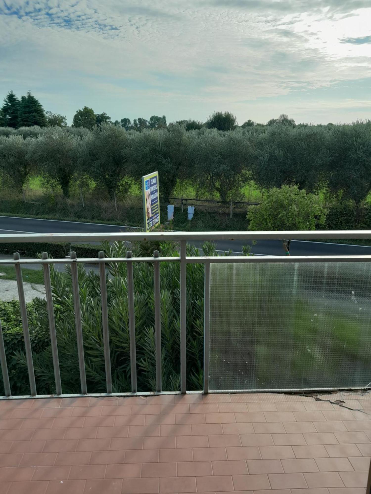 Appartement Casa Dell' Ulivo à Desenzano del Garda Extérieur photo