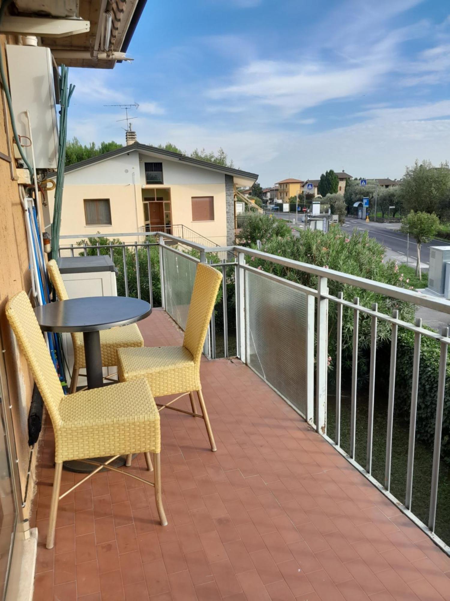Appartement Casa Dell' Ulivo à Desenzano del Garda Extérieur photo