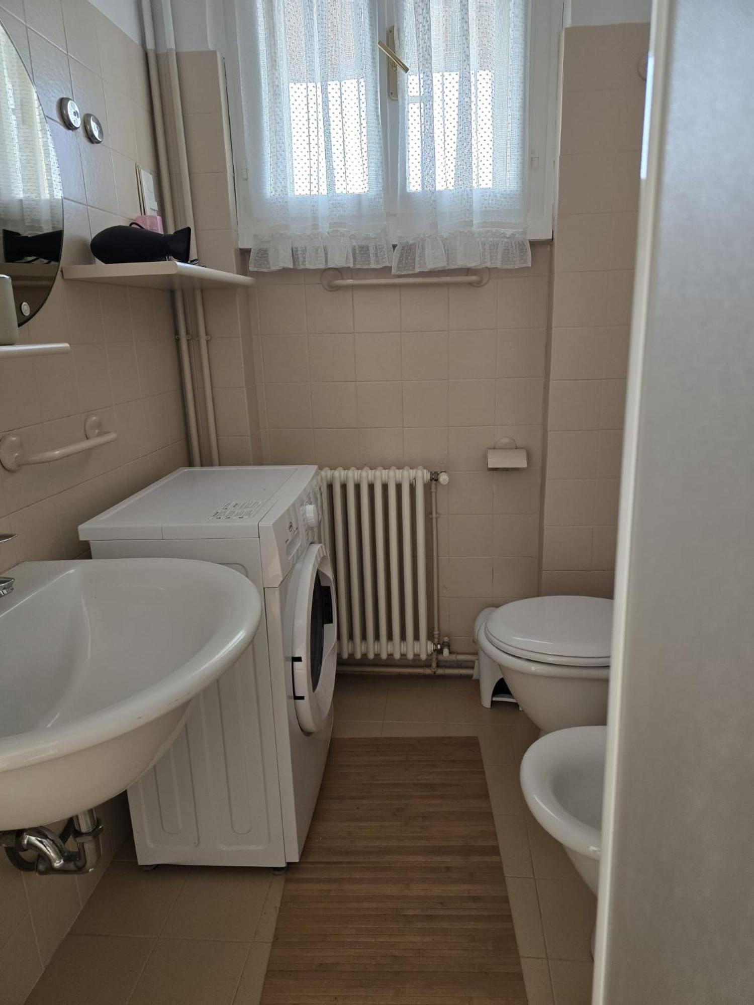 Appartement Casa Dell' Ulivo à Desenzano del Garda Extérieur photo