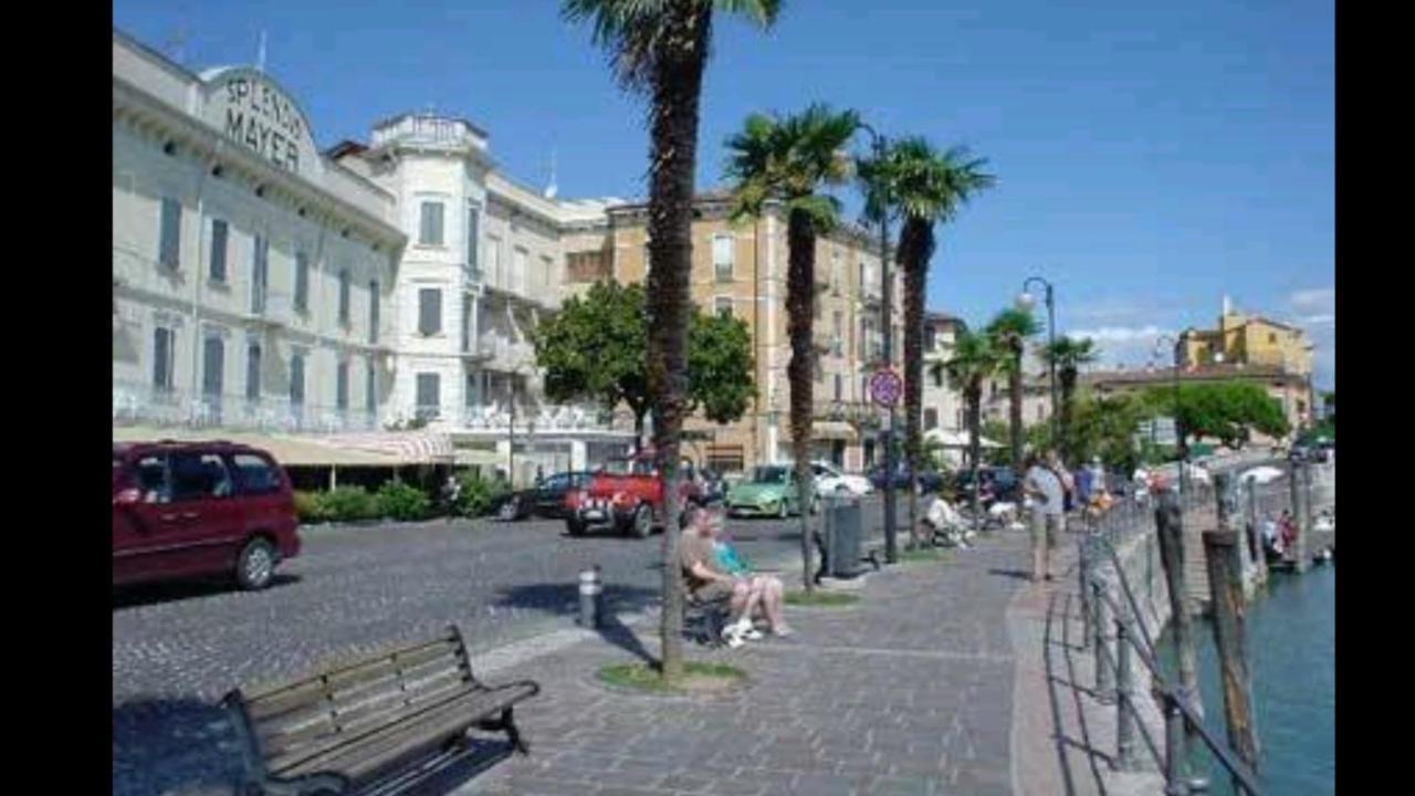 Appartement Casa Dell' Ulivo à Desenzano del Garda Extérieur photo